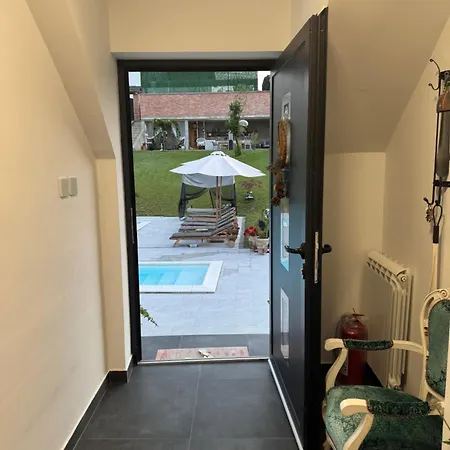 Villa Infinity